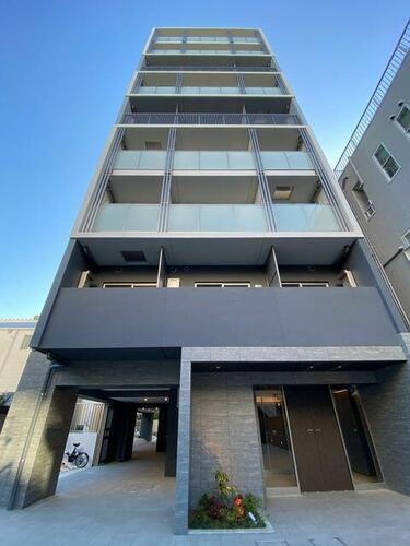東京都荒川区東日暮里６丁目 9階建