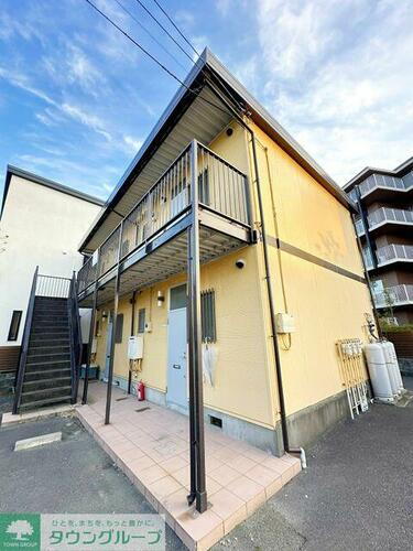 神奈川県鎌倉市大船４丁目 2階建
