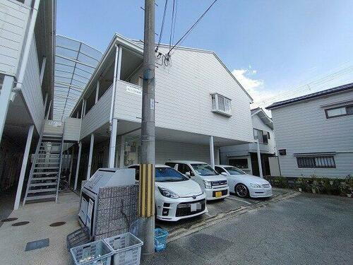 大阪府箕面市箕面４丁目 2階建