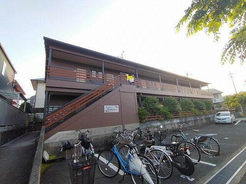 大阪府箕面市小野原東４丁目 2階建