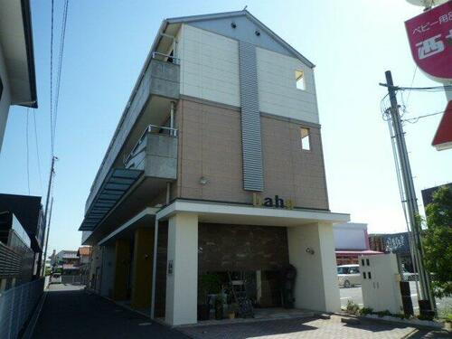 岡山県倉敷市平田 築27年7ヶ月 3階建