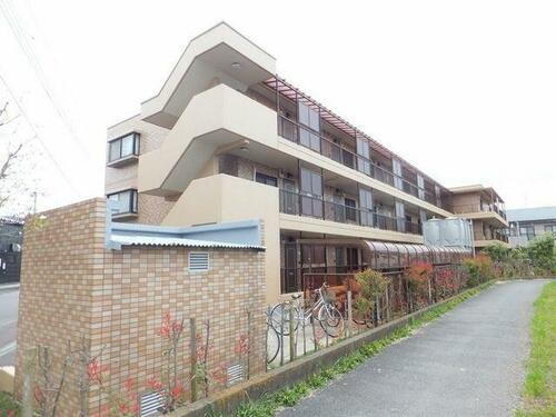 クレッセ 3階建