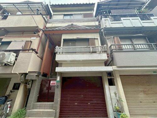 長吉長原西４丁目貸家 3階建