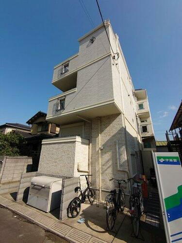 千葉県市川市福栄１丁目 3階建 築8年3ヶ月