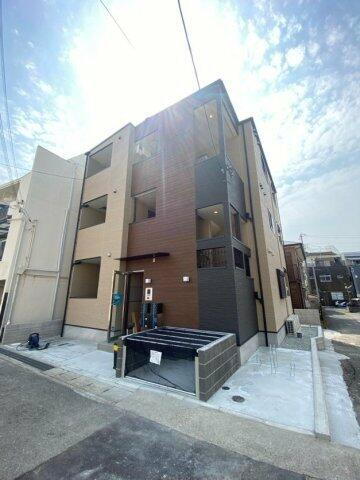 兵庫県神戸市兵庫区荒田町３丁目 築1年未満 3階建