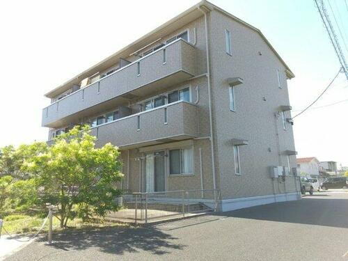 リヴィエール桜　Ａ 3階建