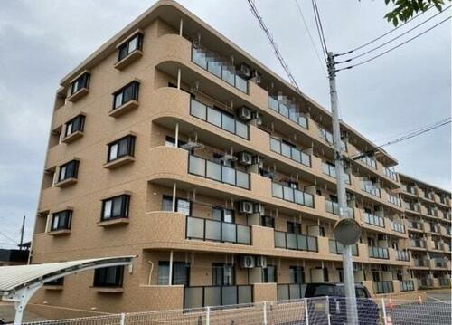 リリーヴィレッジ　ＷＥＳＴ