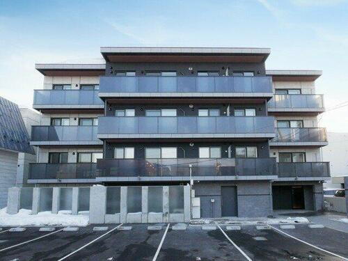 北海道札幌市西区八軒三条東１丁目 賃貸マンション