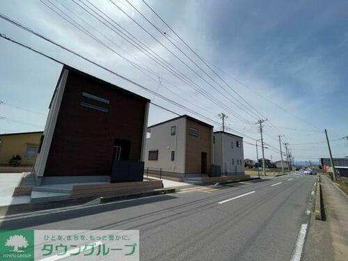 埼玉県坂戸市大字片柳 2階建
