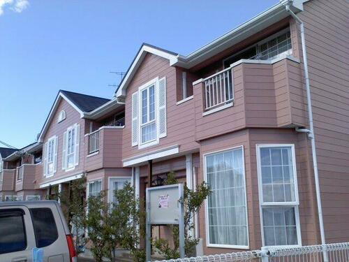 ビバリーヒルズＢ 2階建