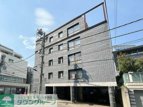 ＷＡＬＬ西麻布 6階建