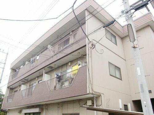 東京都三鷹市井口３丁目 3階建