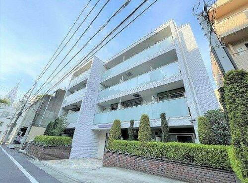 東京都渋谷区千駄ヶ谷３丁目 4階建