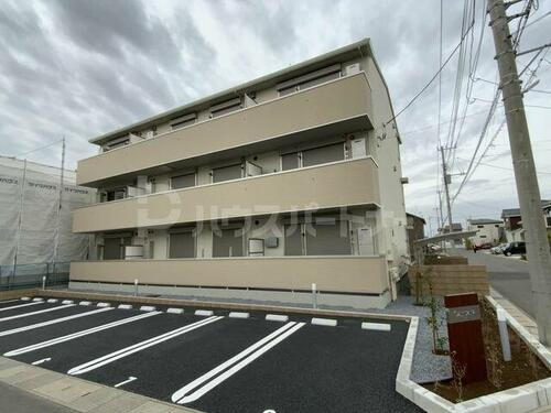 千葉県流山市木３丁目 3階建