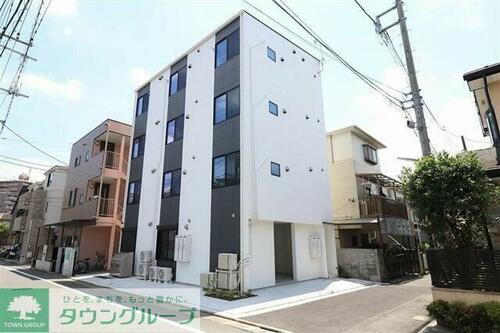 東京都板橋区大和町 4階建