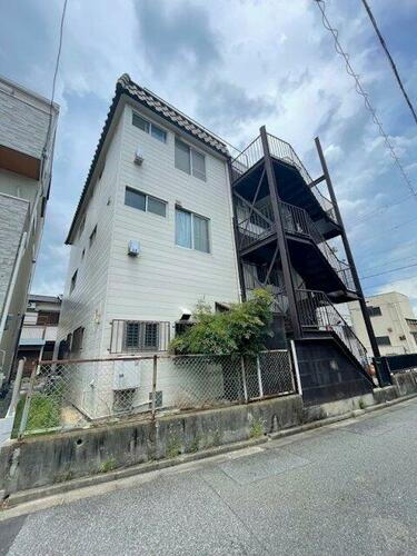 兵庫県宝塚市高司１丁目 3階建