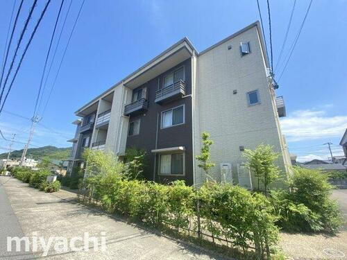 徳島県徳島市鮎喰町１丁目 賃貸マンション