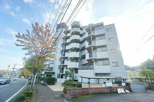 シャンハピネス 7階建