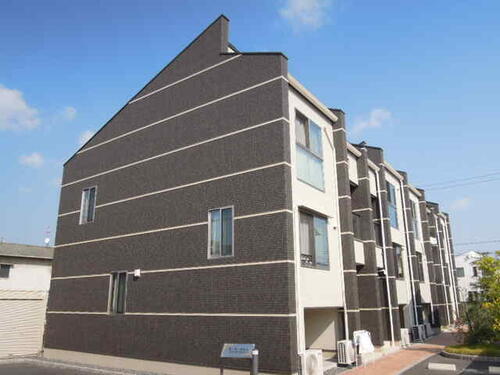 岡山県岡山市中区円山 賃貸アパート