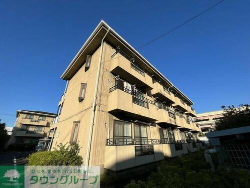 リヴィエール青井Ｂ棟 3階建