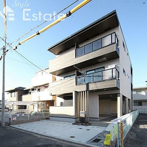 愛知県名古屋市中村区日ノ宮町１丁目 3階建