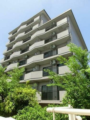 アーバンクレスト