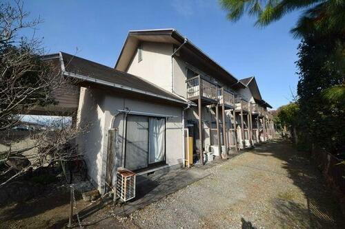 東京都八王子市丹木町２丁目 2階建