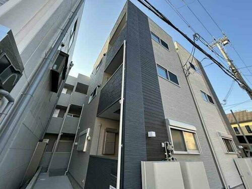 アミソレイユ長田 3階建