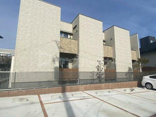 ＣＡＲＲＥ　ＩＩ 2階建
