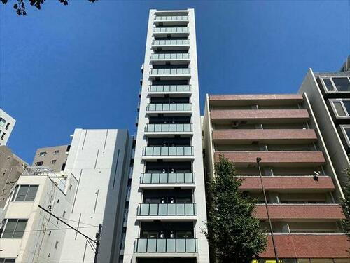 東京都文京区本郷３丁目 14階建