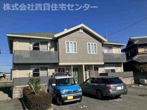 和歌山県和歌山市津秦 2階建