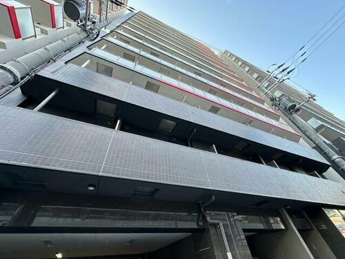 セレニテ新大阪グランデミリュー 13階建