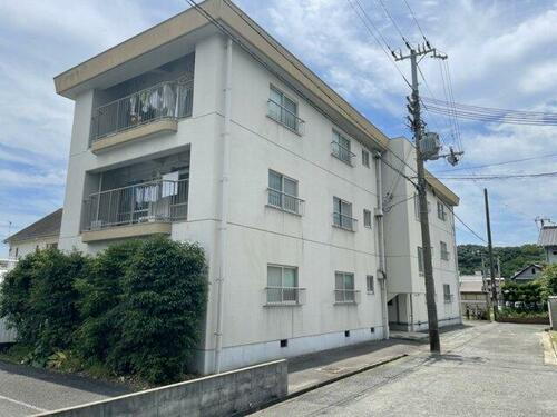 垣根マンション 3階建