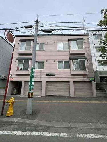 アイコートＮ８ 3階建