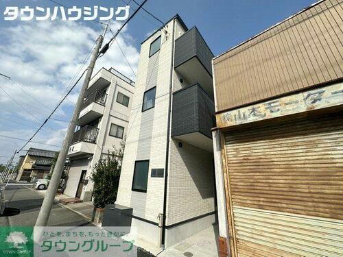 Ｍ－ＣＯＵＲＴＩ（エムコートワン） 3階建