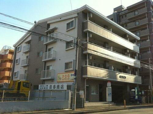 福岡県福岡市中央区平和３丁目 4階建