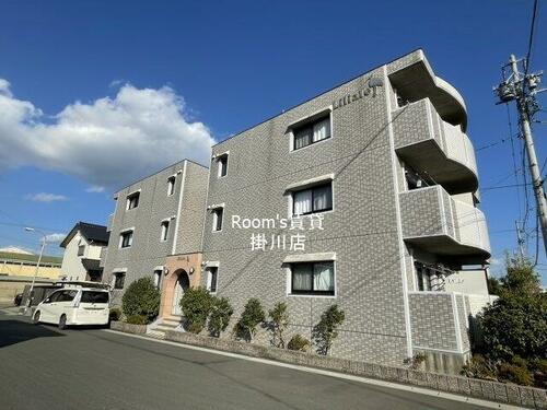 リリアーレ 3階建