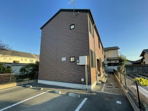 兵庫県姫路市大津区新町２丁目 2階建