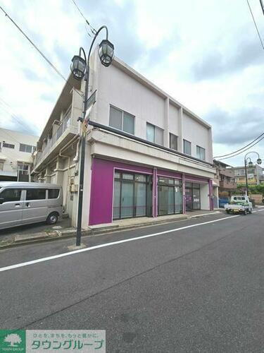 埼玉県川口市北園町 3階建