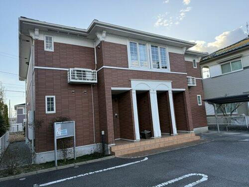 兵庫県姫路市広畑区則直 2階建