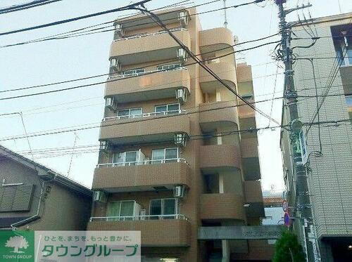東京都世田谷区下馬６丁目 6階建