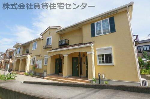 和歌山県岩出市曽屋 2階建