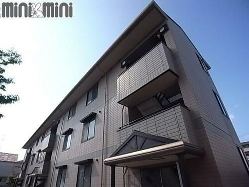 兵庫県伊丹市瑞穂町３丁目 3階建