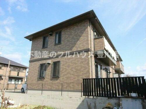 愛知県豊川市三蔵子町中荒古 賃貸アパート