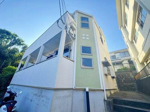 神奈川県横浜市西区宮ケ谷 2階建