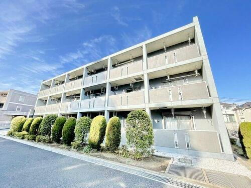 アルバＩ 3階建