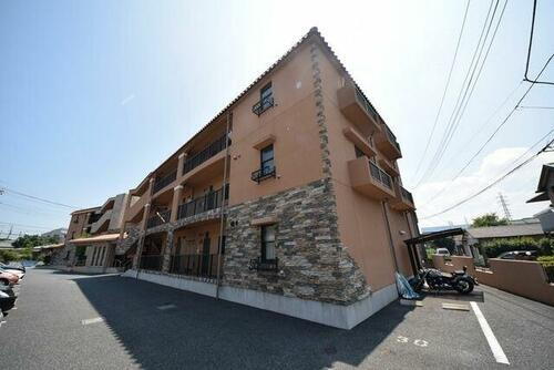 埼玉県川越市野田町２丁目 3階建