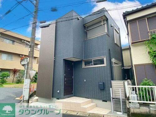 神奈川県川崎市多摩区菅北浦１丁目 2階建