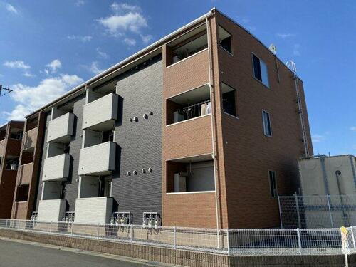 サンリッチＡ 3階建