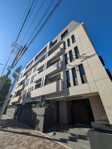 兵庫県神戸市東灘区西岡本３丁目 築1年10ヶ月 5階建